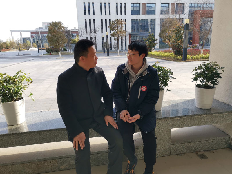 【教师风采】建湖高中俞如勇